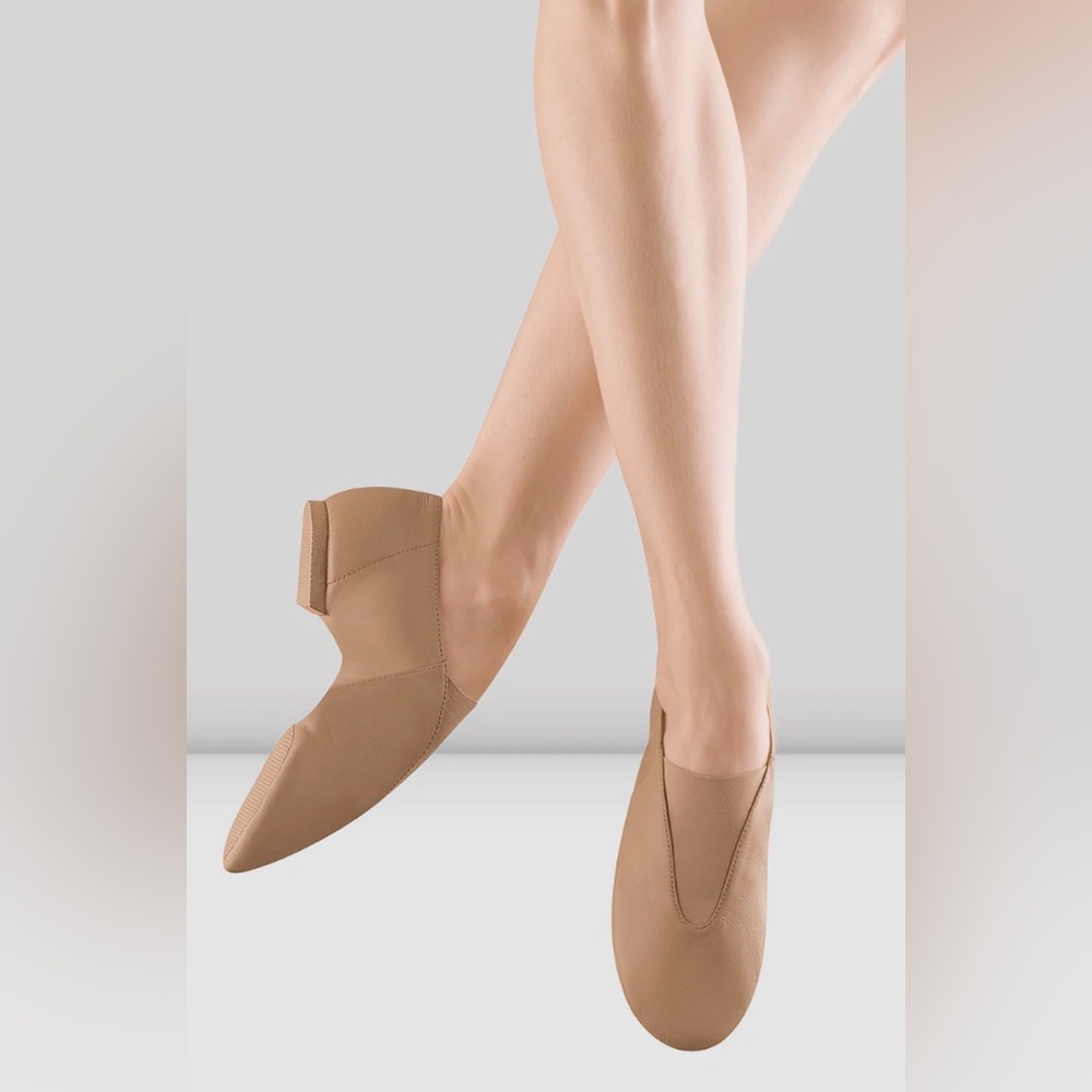 Bloch Tan Split Sole Jazz Shoe